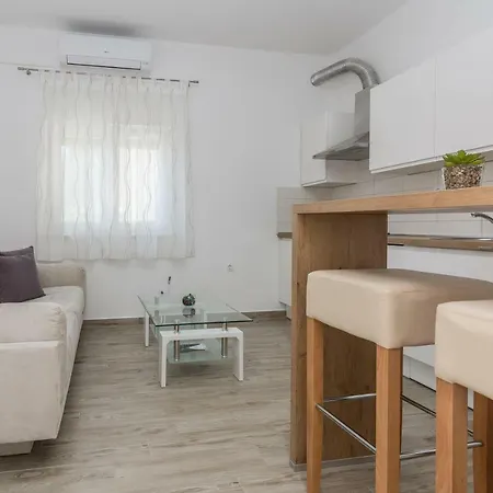 Jadranka Apartamento Starigrad Paklenica